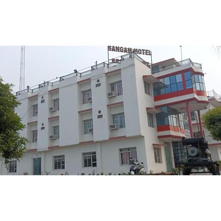 Hotel Sangam, 바라나시 외부 사진